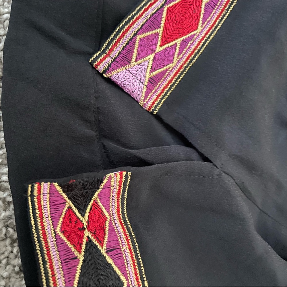 Two 100% Silk & Embroidered Tops by Diane von Furstenberg, Vintage, 2X and 3X - Picture 8 of 10